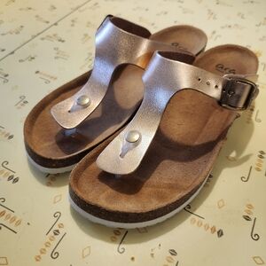 Ara Gizeh-Style Rose Gold Copper Sandals Size 40